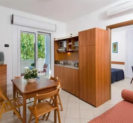 Clipper ジュリアノーヴァ