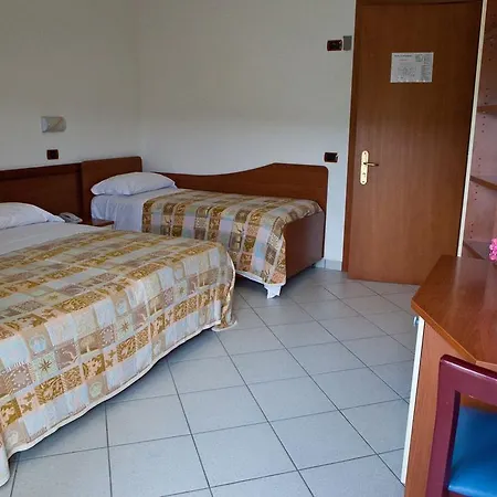 Clipper Hotel 3*